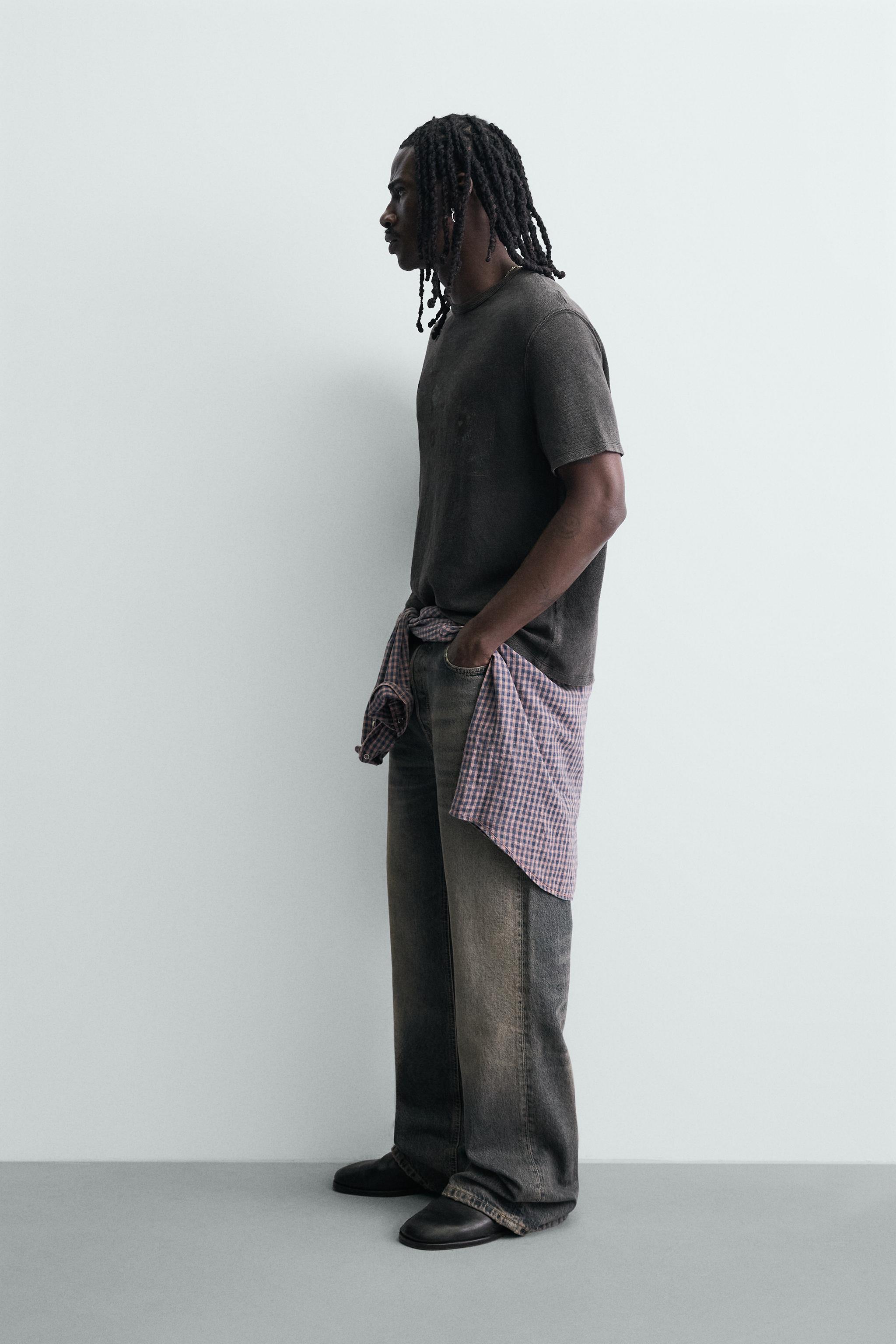 T-SHIRT EN MAILLE IMPRIMÉ DÉLAV